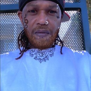 Meet your Posher, Derrick